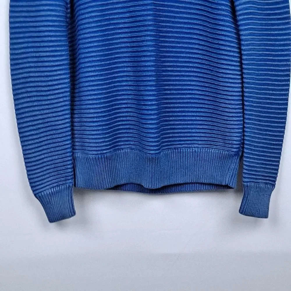 Banana Republic Mens pullover sweater NWOT‎